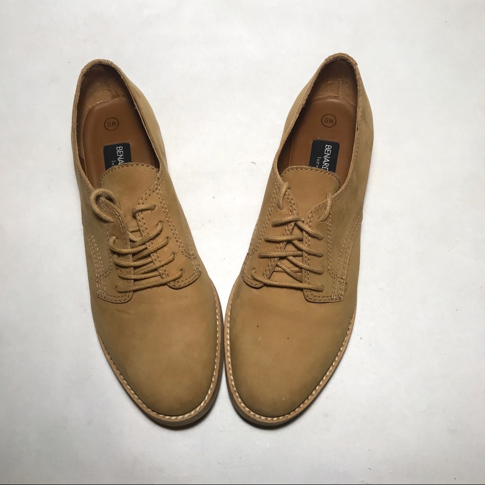 Benard Holtzman Oxford Lace shoes